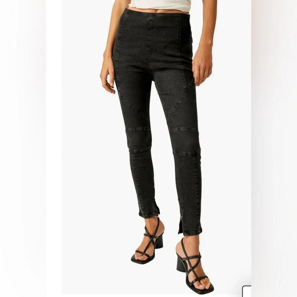 Free People Black Skinny Jeans